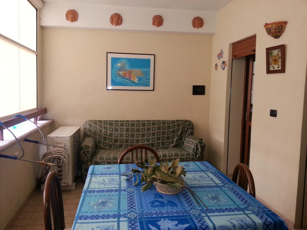 Reggio Central House Low Cost Per 4 Reggio Calabria Exterior photo