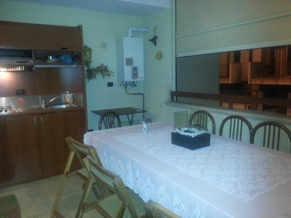 Reggio Central House Low Cost Per 4 Reggio Calabria Exterior photo
